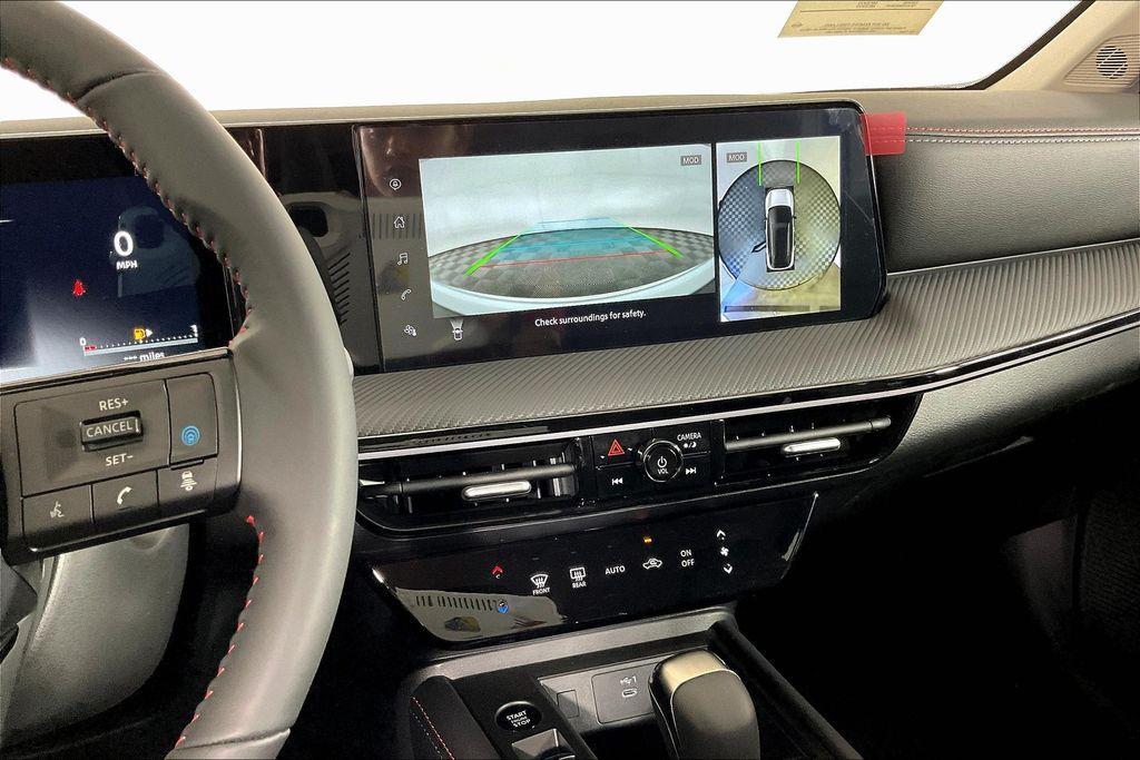 new 2025 Nissan Kicks car, priced at $27,136