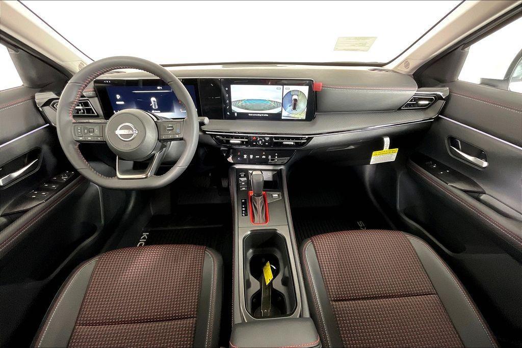 new 2025 Nissan Kicks car, priced at $27,136