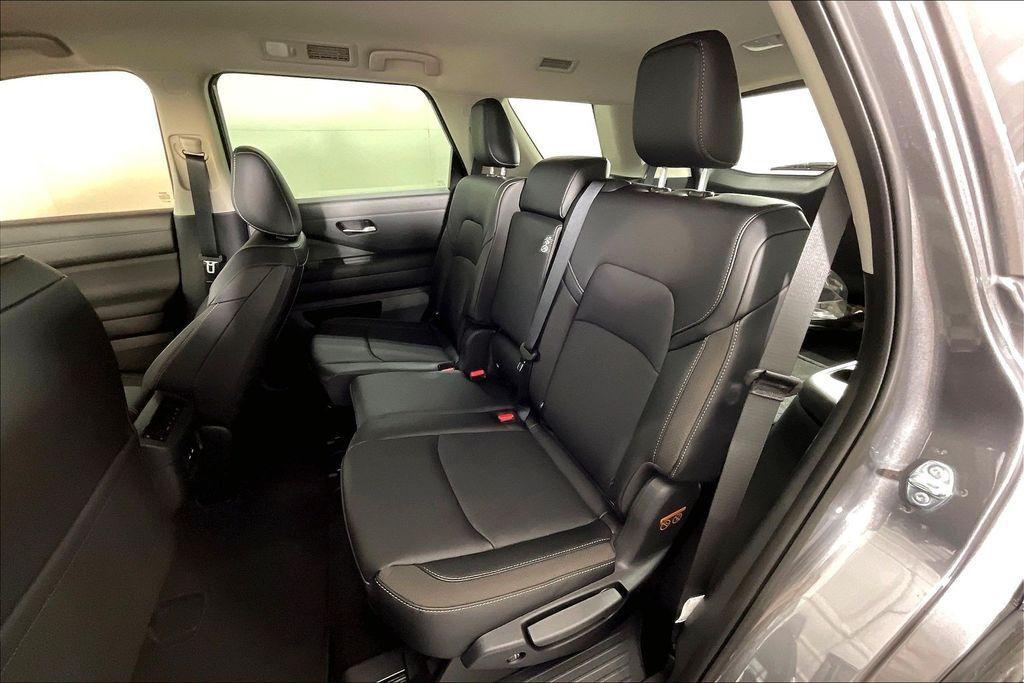 new 2026 Nissan Pathfinder car, priced at $40,989