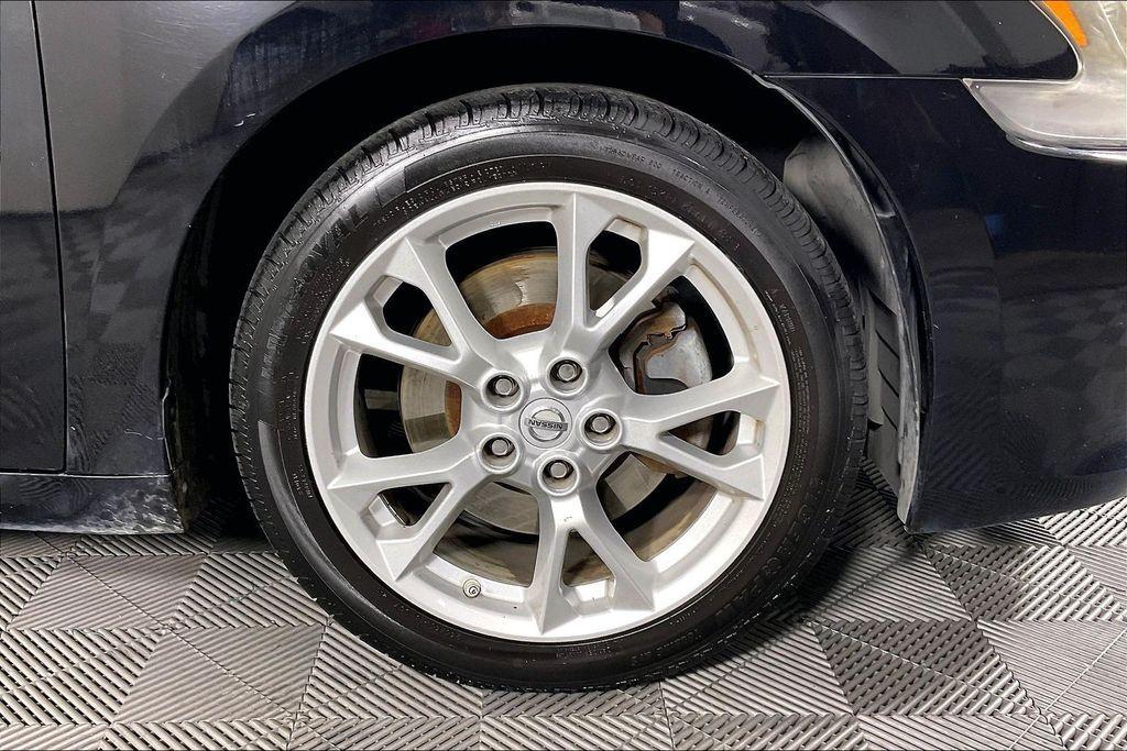used 2014 Nissan Maxima car, priced at $3,977