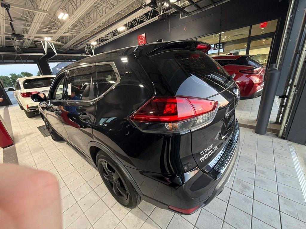 used 2020 Nissan Rogue car, priced at $15,895