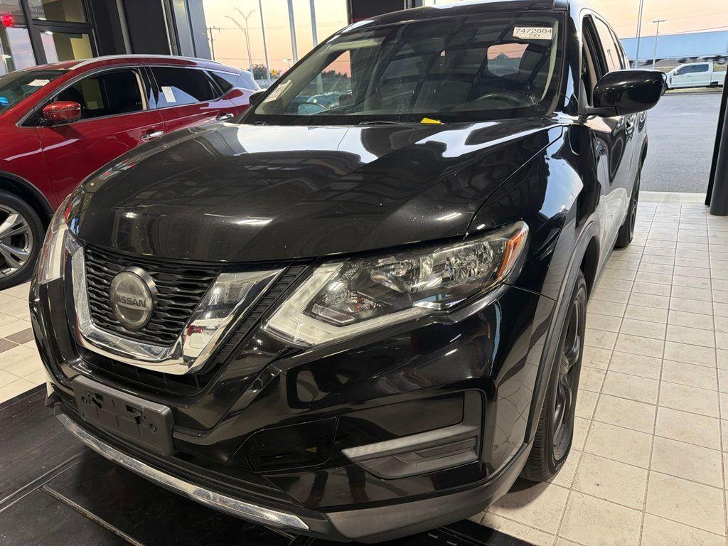 used 2020 Nissan Rogue car, priced at $15,895
