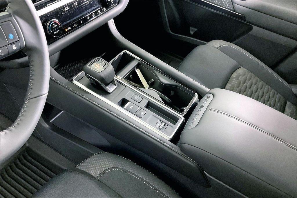 new 2025 Nissan Pathfinder car, priced at $33,366