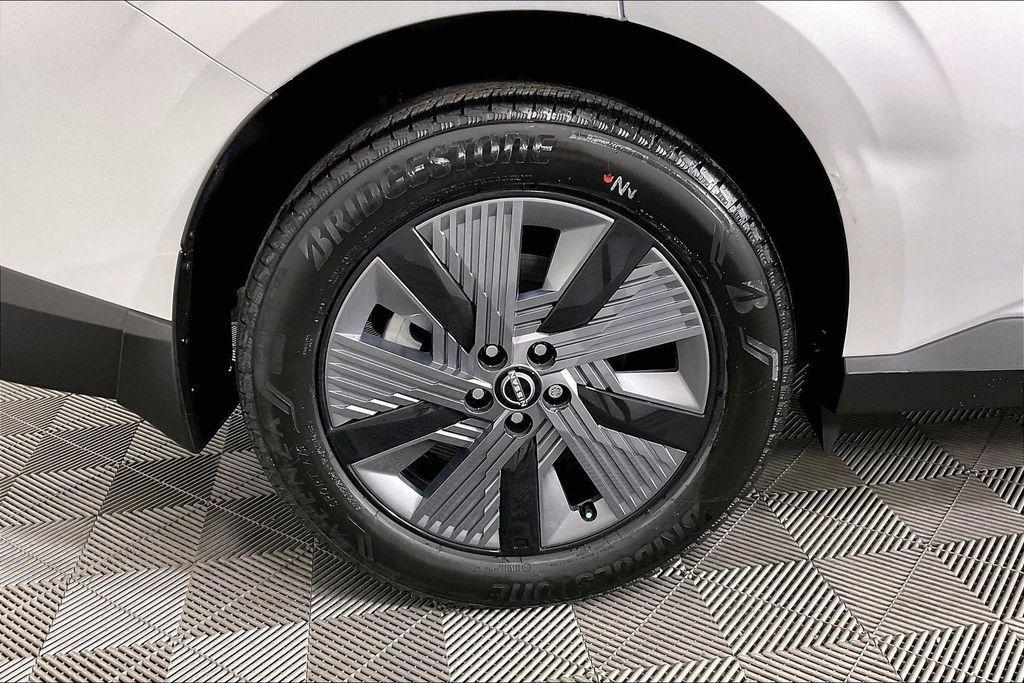 new 2026 Nissan Murano car, priced at $42,942