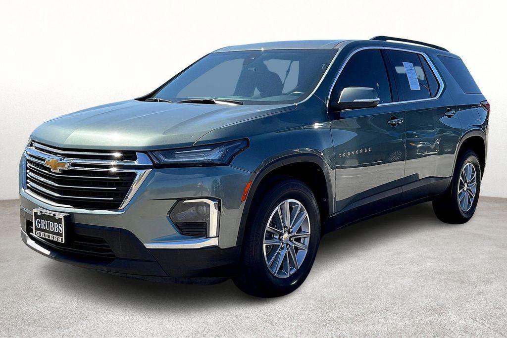 used 2022 Chevrolet Traverse car, priced at $20,896