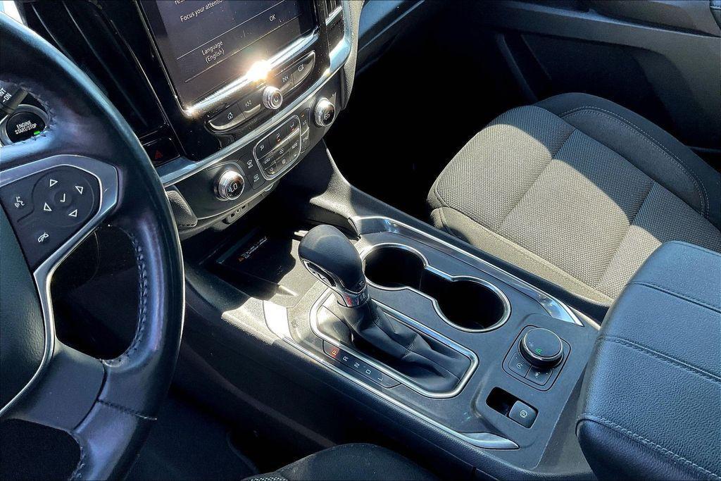 used 2022 Chevrolet Traverse car, priced at $20,896