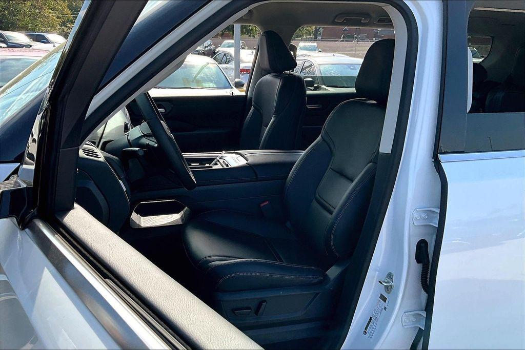 new 2026 Nissan Armada car, priced at $61,933