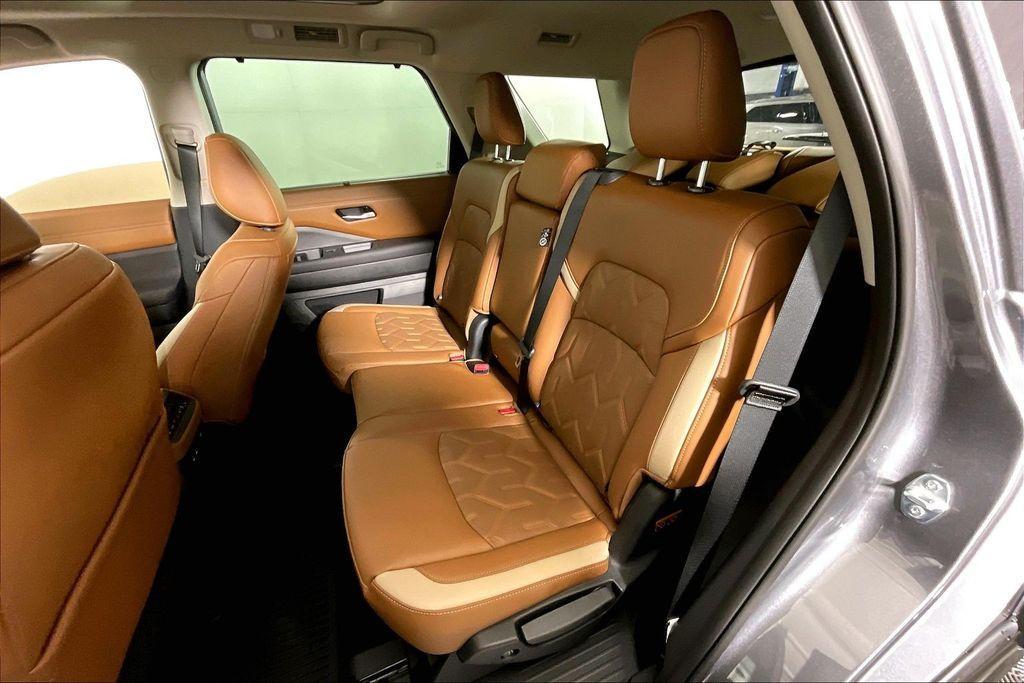 new 2026 Nissan Pathfinder car, priced at $49,123