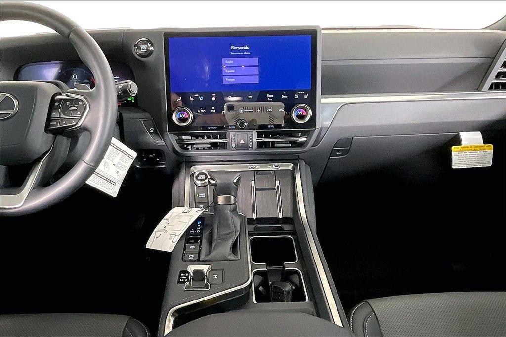 used 2025 Lexus GX 550 car, priced at $87,877