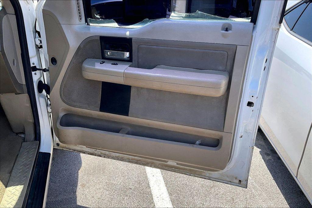 used 2005 Ford F-150 car, priced at $3,776