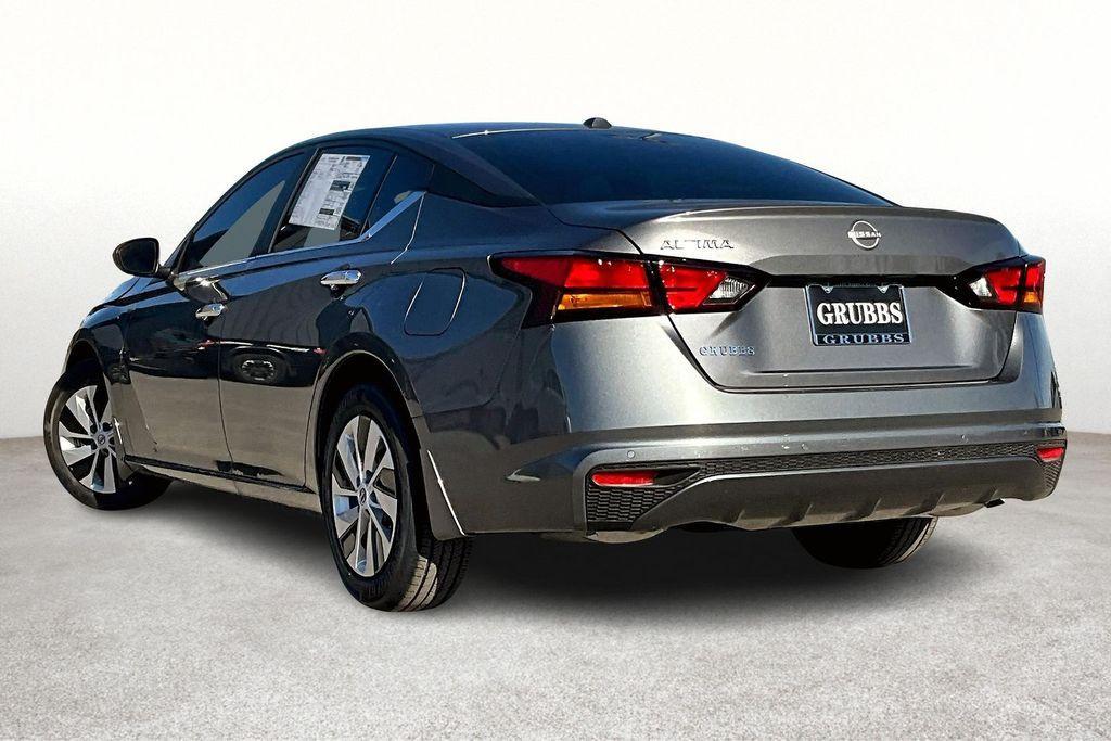 used 2025 Nissan Altima car, priced at $22,922