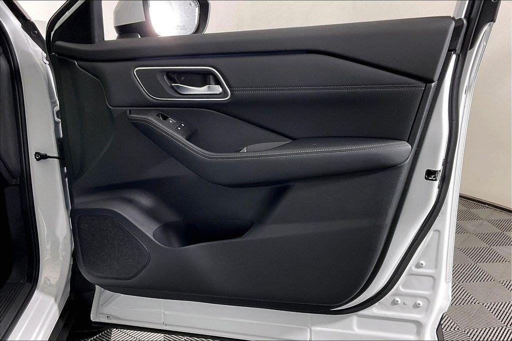 new 2026 Nissan Rogue car, priced at $36,263