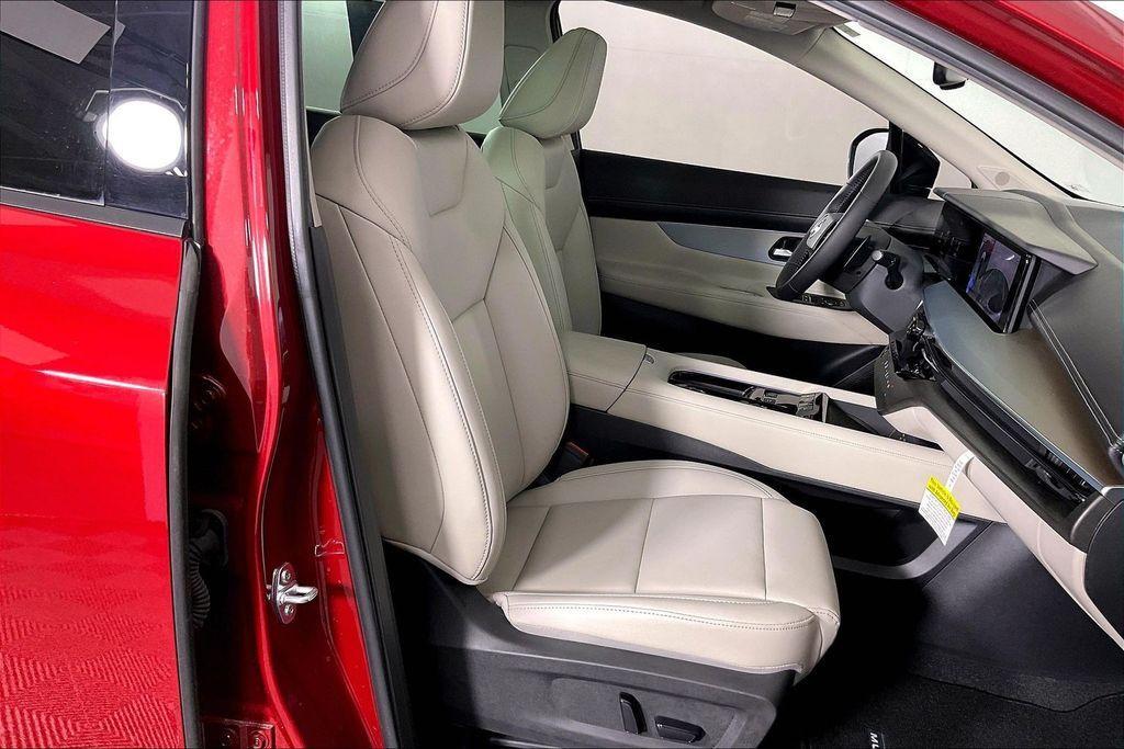 used 2025 Nissan Murano car, priced at $37,894
