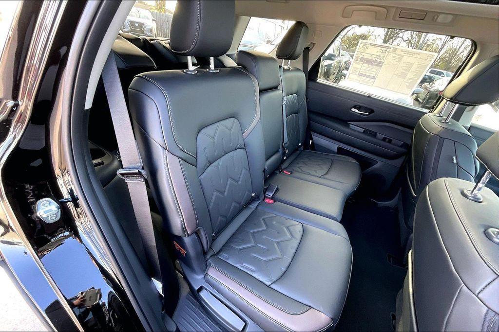 new 2026 Nissan Pathfinder car, priced at $47,799
