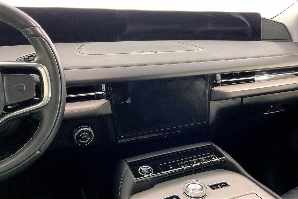 used 2025 Lincoln Navigator car, priced at $75,896
