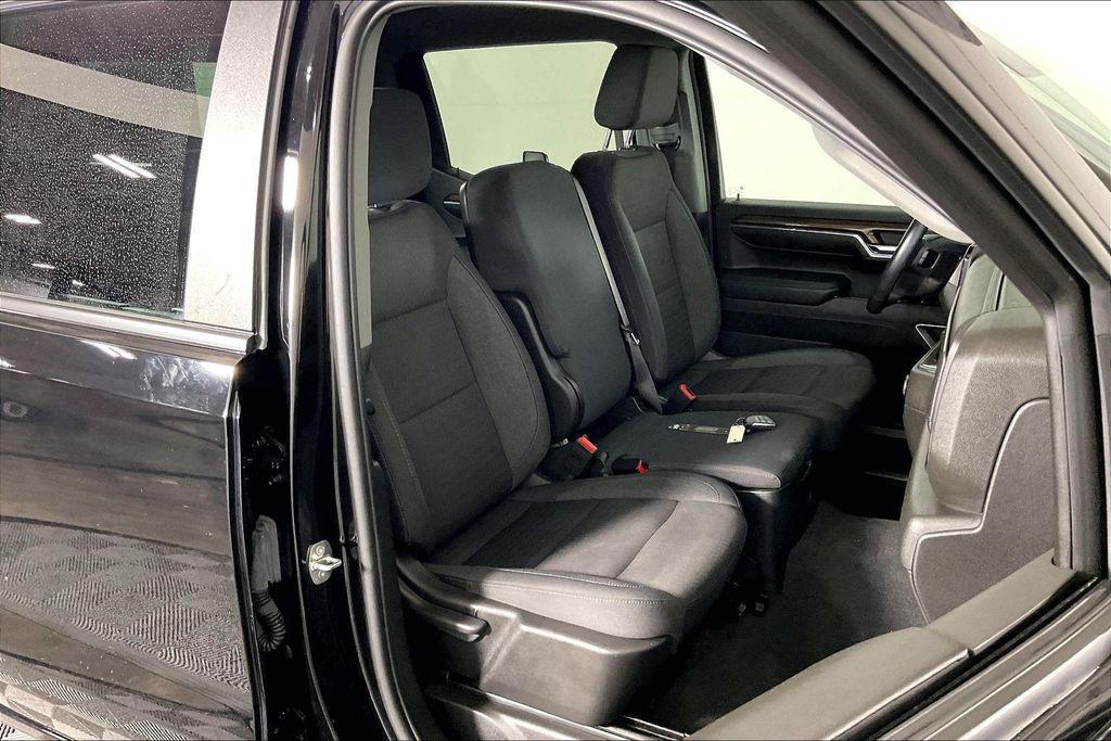 used 2024 Chevrolet Silverado 1500 car, priced at $37,072