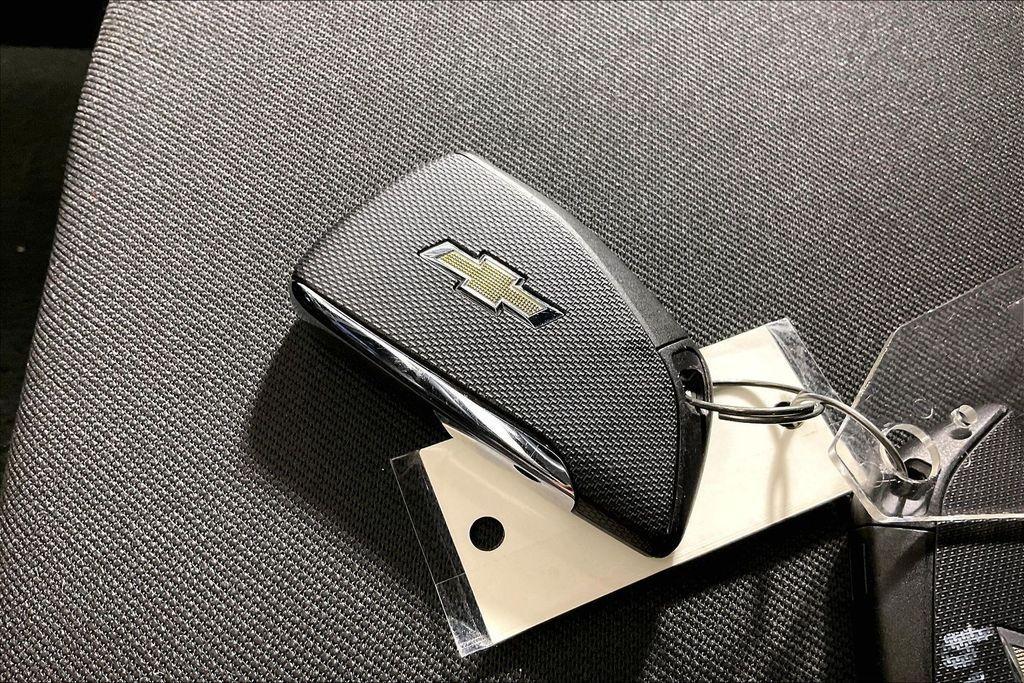 used 2024 Chevrolet Silverado 1500 car, priced at $37,072