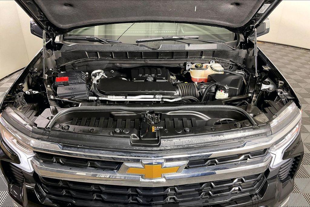 used 2024 Chevrolet Silverado 1500 car, priced at $37,072