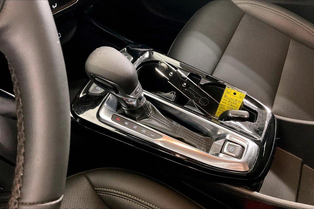 used 2024 Chevrolet Trax car, priced at $22,899