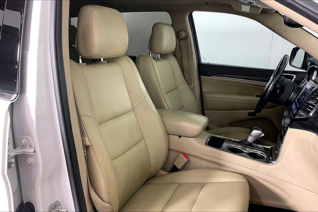 used 2019 Jeep Grand Cherokee car, priced at $19,676