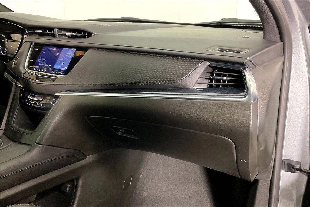 used 2024 Cadillac XT5 car, priced at $31,896