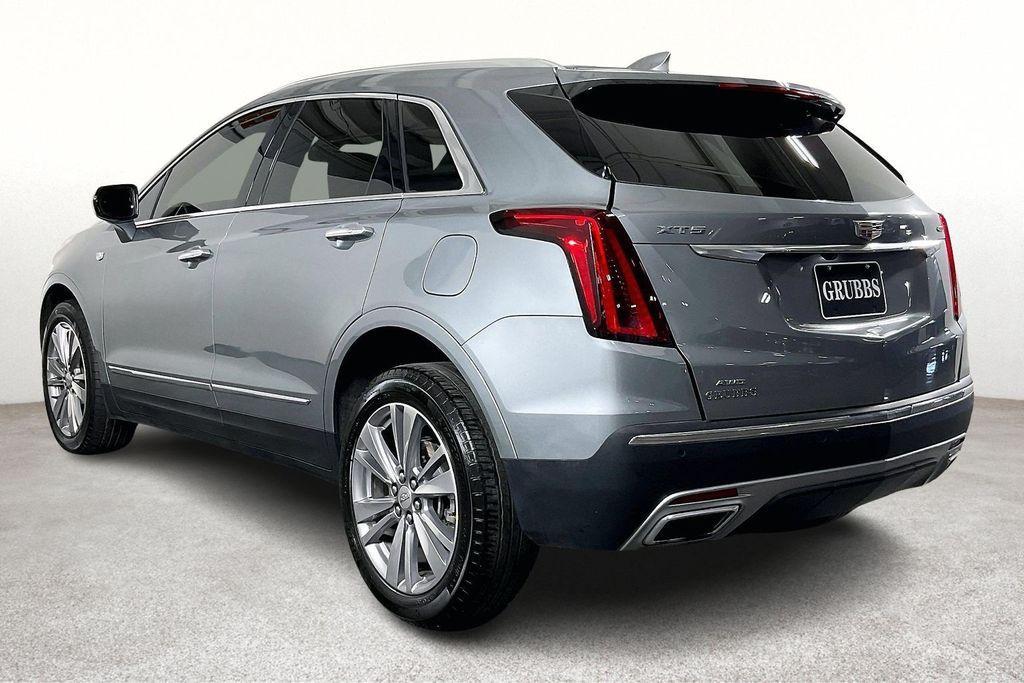 used 2024 Cadillac XT5 car, priced at $31,896