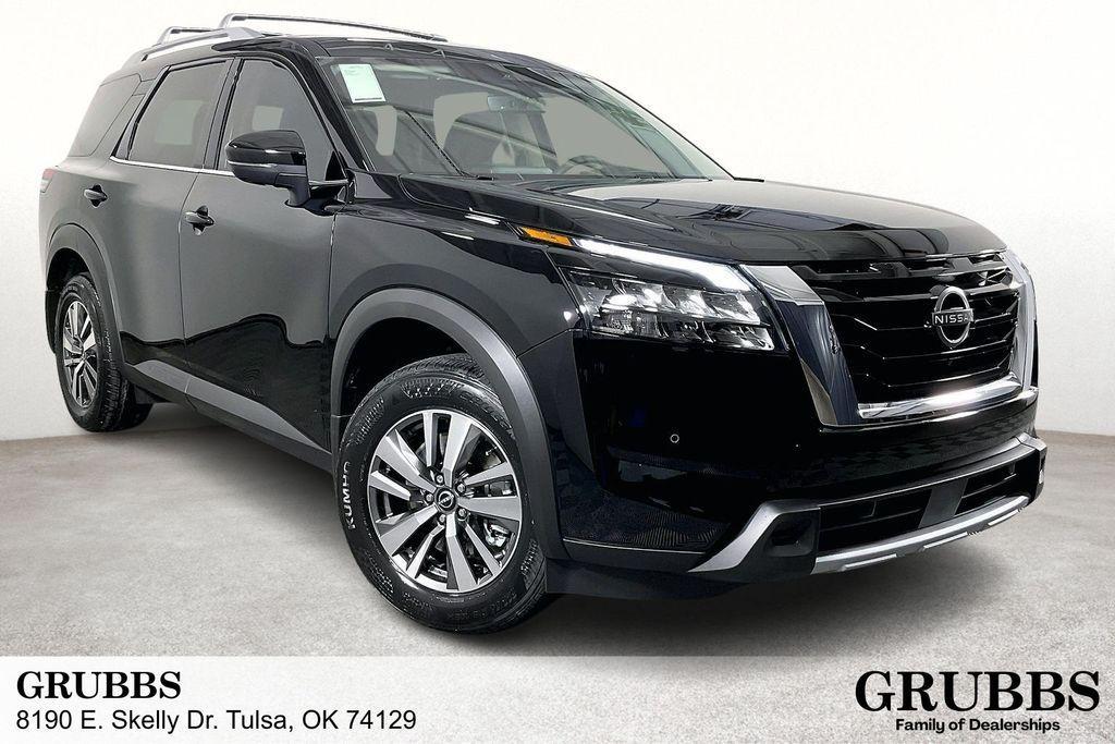 new 2025 Nissan Pathfinder car, priced at $35,936