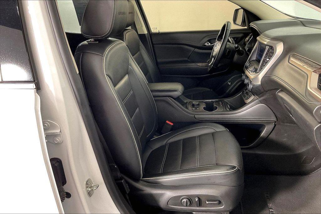 used 2023 GMC Acadia car, priced at $38,576
