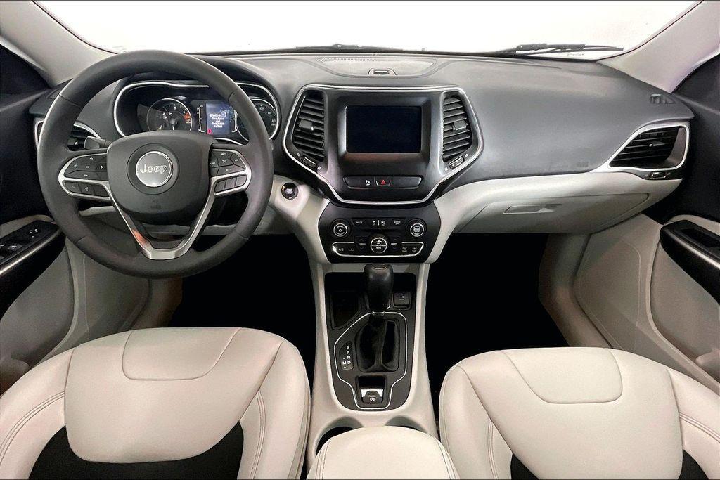 used 2020 Jeep Cherokee car, priced at $10,896