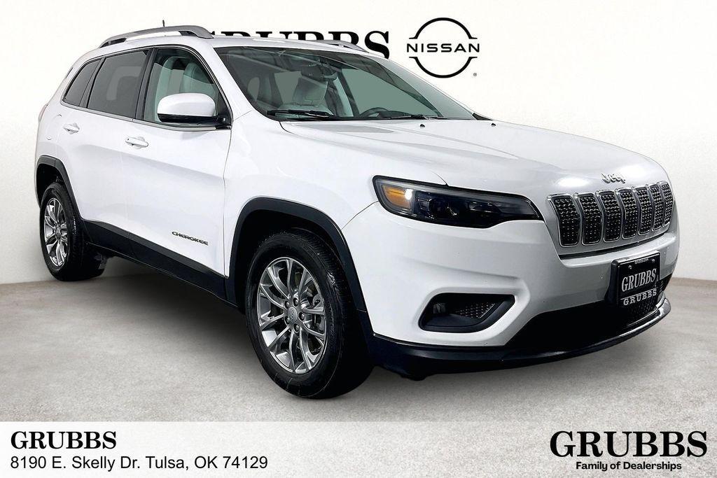 used 2020 Jeep Cherokee car, priced at $10,896