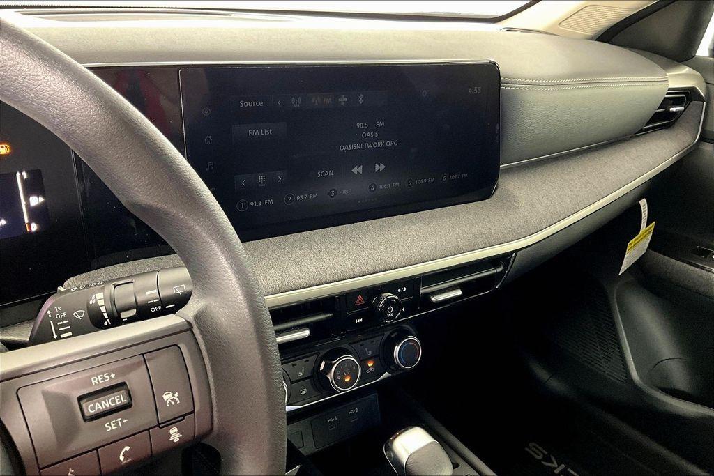 new 2025 Nissan Kicks car, priced at $23,864