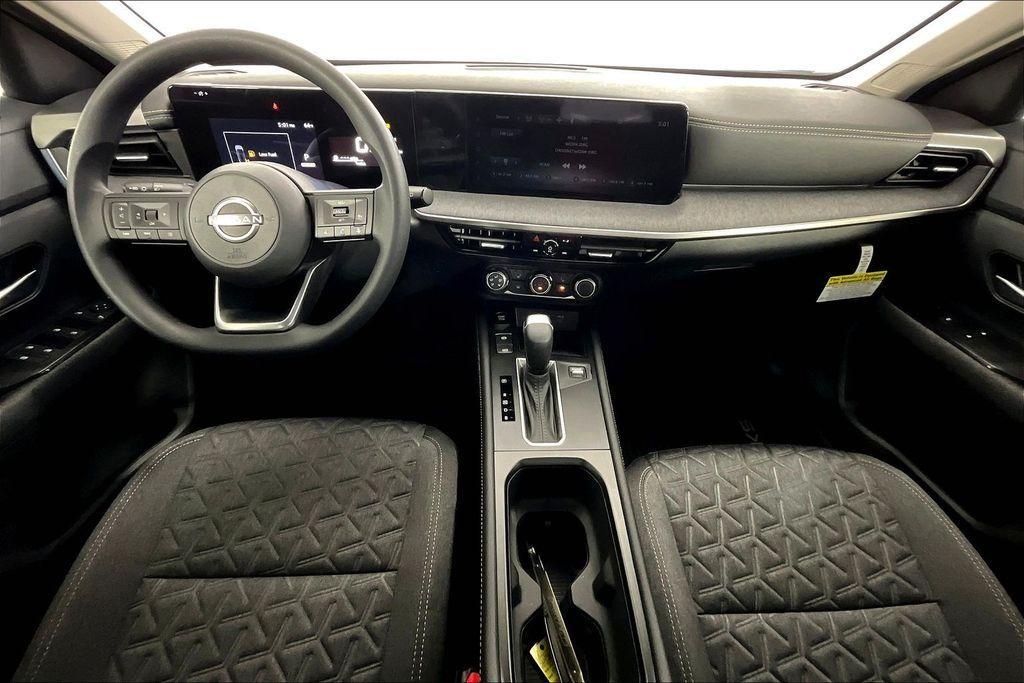 new 2025 Nissan Kicks car, priced at $23,864