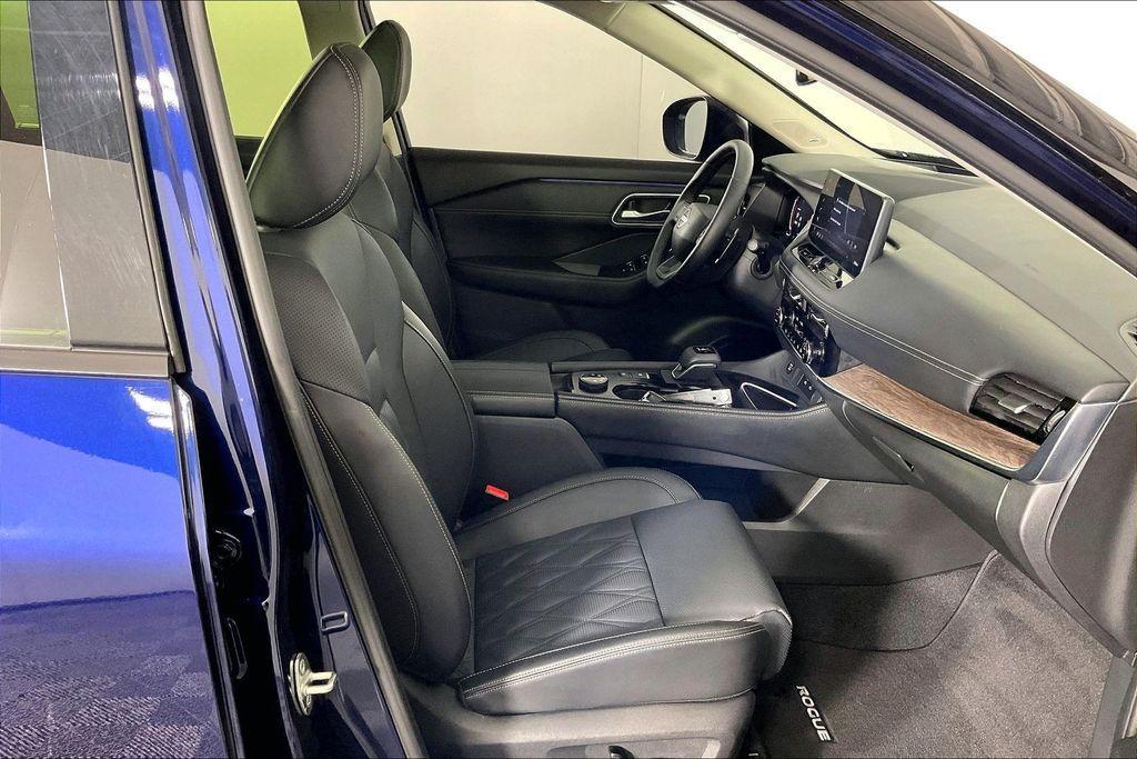 used 2025 Nissan Rogue car, priced at $32,377