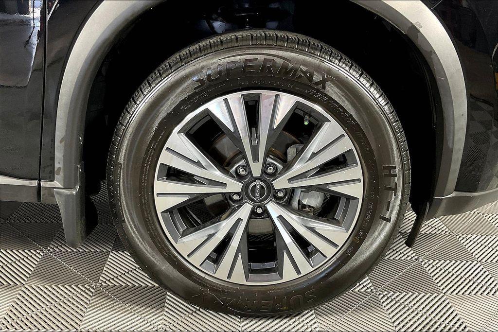 used 2023 Nissan Rogue car, priced at $19,677