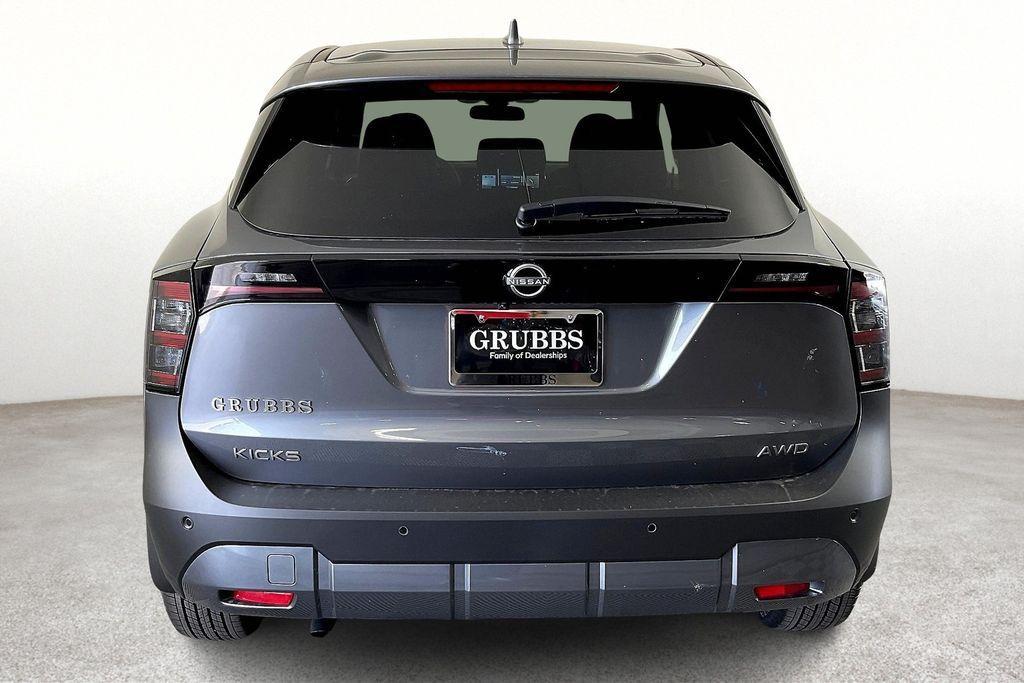 new 2025 Nissan Kicks car, priced at $24,425