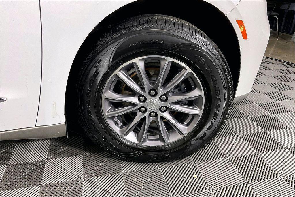 used 2022 Buick Enclave car, priced at $22,577