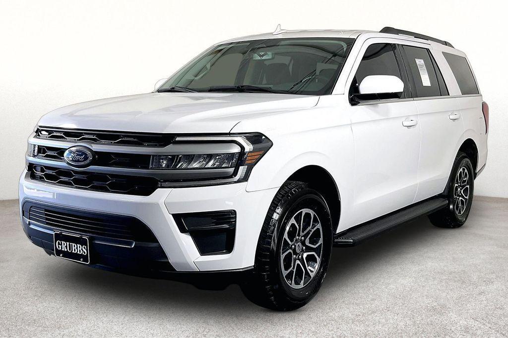 used 2024 Ford Expedition car, priced at $40,576