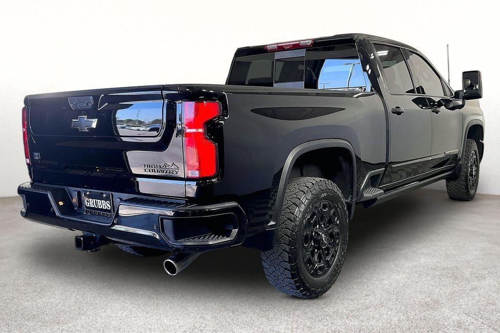 used 2024 Chevrolet Silverado 2500 car, priced at $68,899