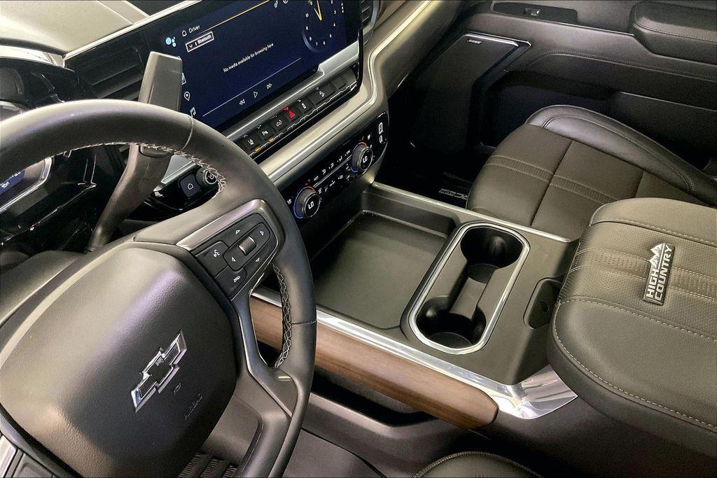 used 2024 Chevrolet Silverado 2500 car, priced at $68,899