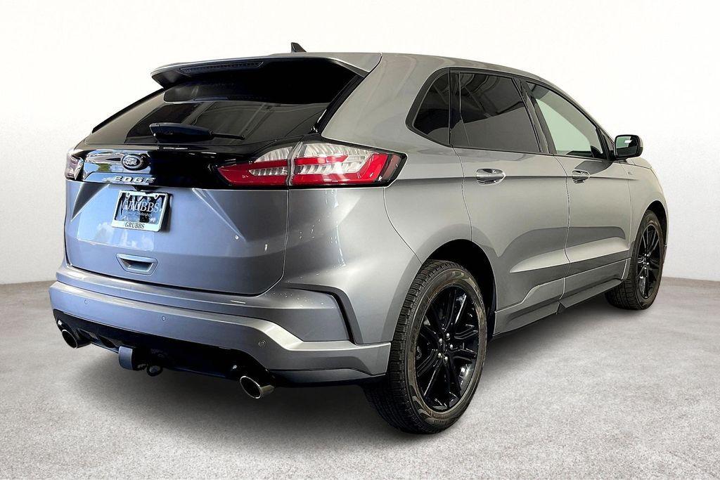 used 2021 Ford Edge car, priced at $22,394