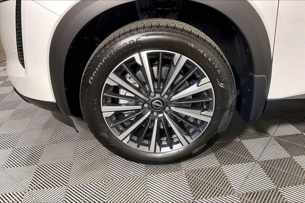 new 2026 Nissan Pathfinder car, priced at $47,308