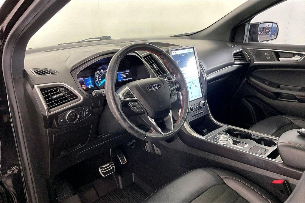 used 2023 Ford Edge car, priced at $26,899
