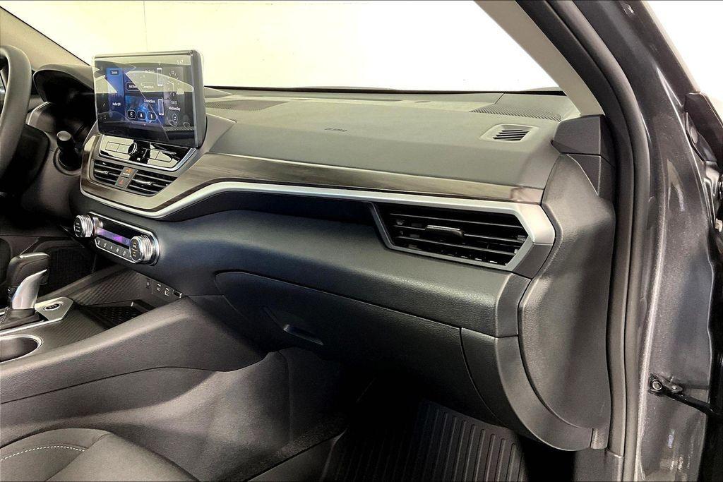 new 2025 Nissan Altima car, priced at $27,678