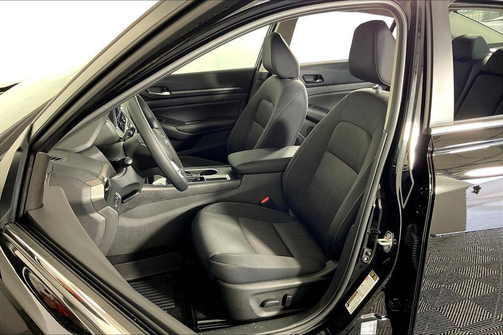 new 2025 Nissan Altima car, priced at $27,678