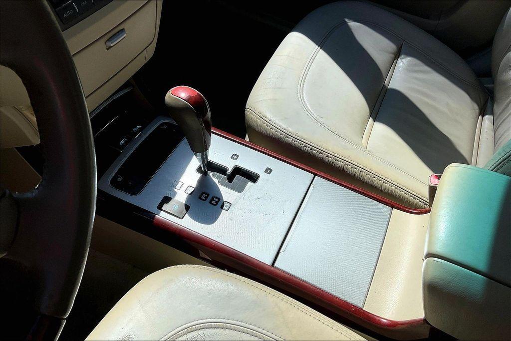 used 2006 Hyundai Azera car, priced at $3,967