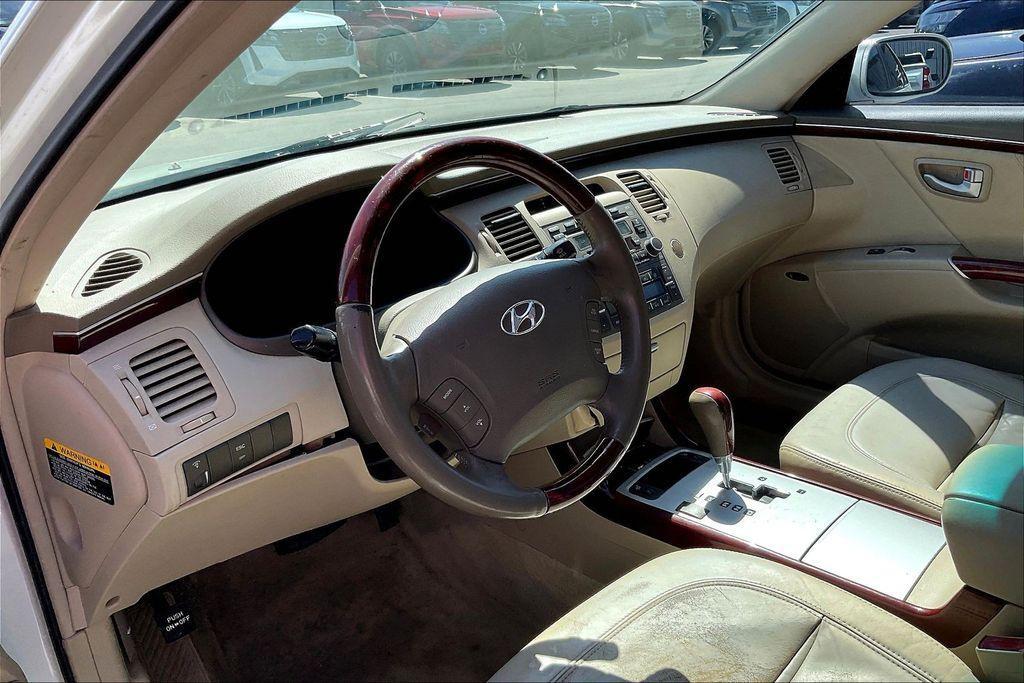 used 2006 Hyundai Azera car, priced at $3,967