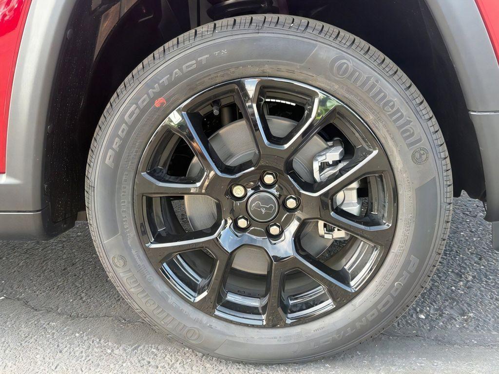 new 2026 Jeep Compass car, priced at $26,832