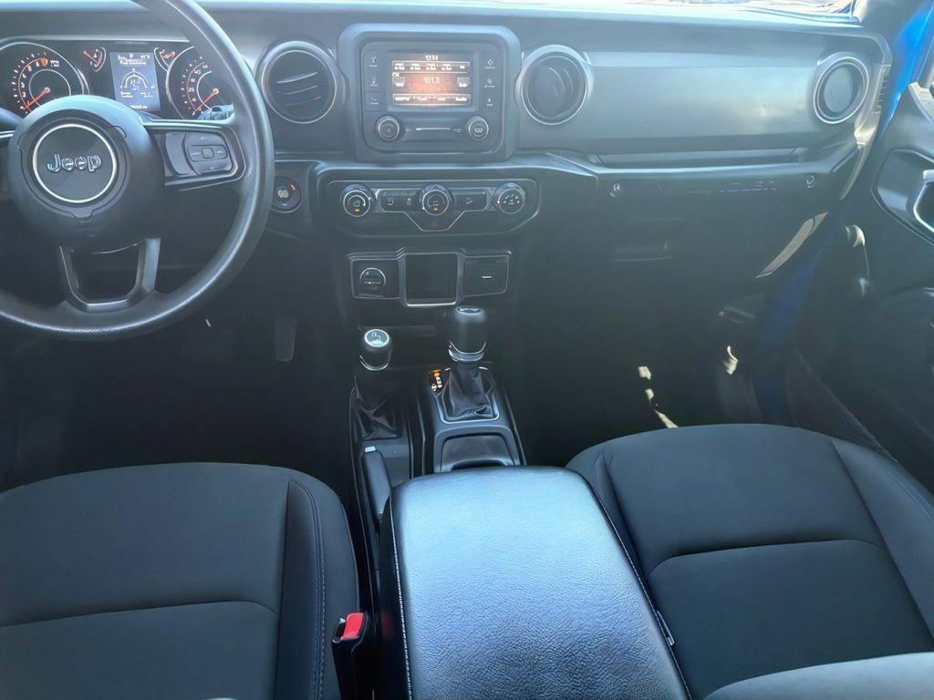 used 2021 Jeep Wrangler Unlimited car, priced at $31,000