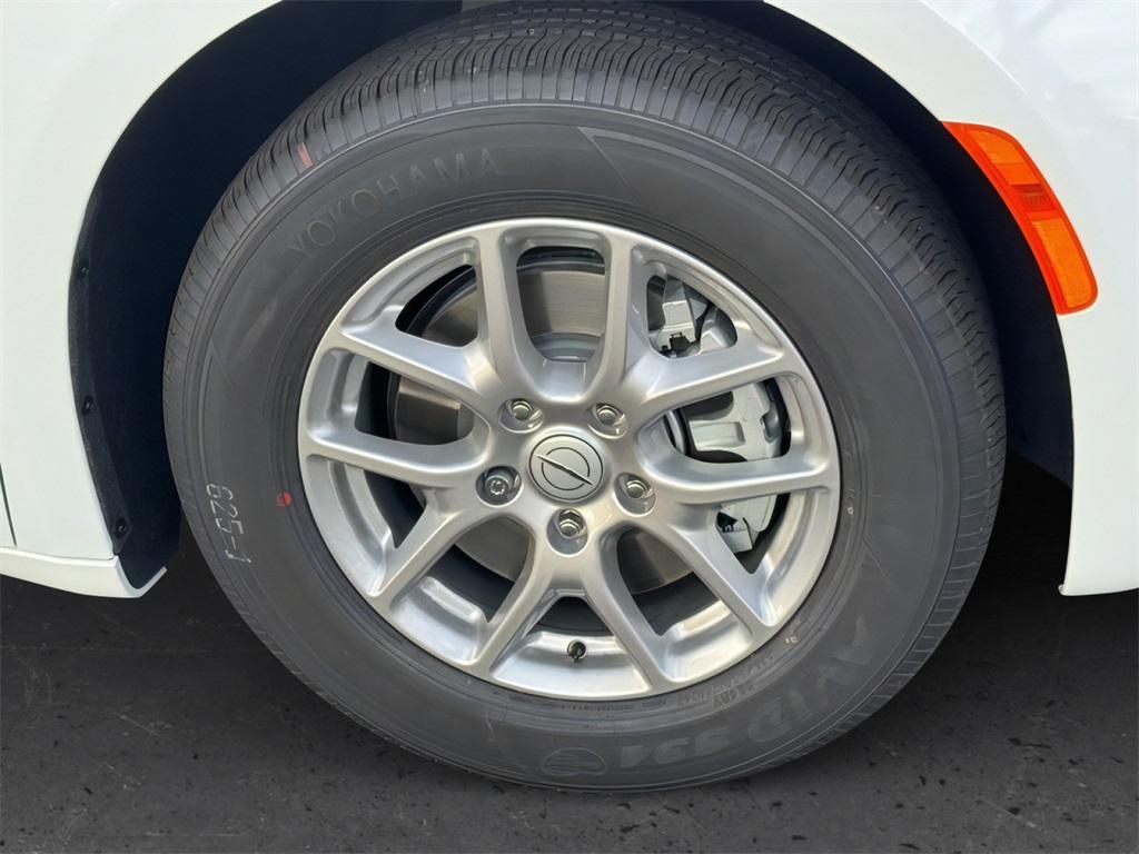 new 2026 Chrysler Pacifica car, priced at $38,987