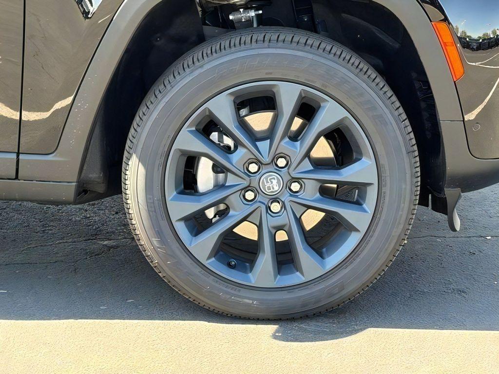 new 2026 Jeep Grand Cherokee L car, priced at $46,901